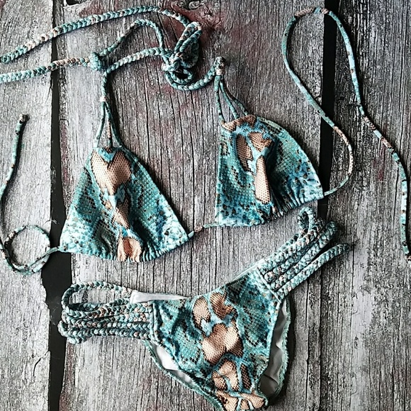 Other - Gorgeous Snakeskin 2 piece Bikini set